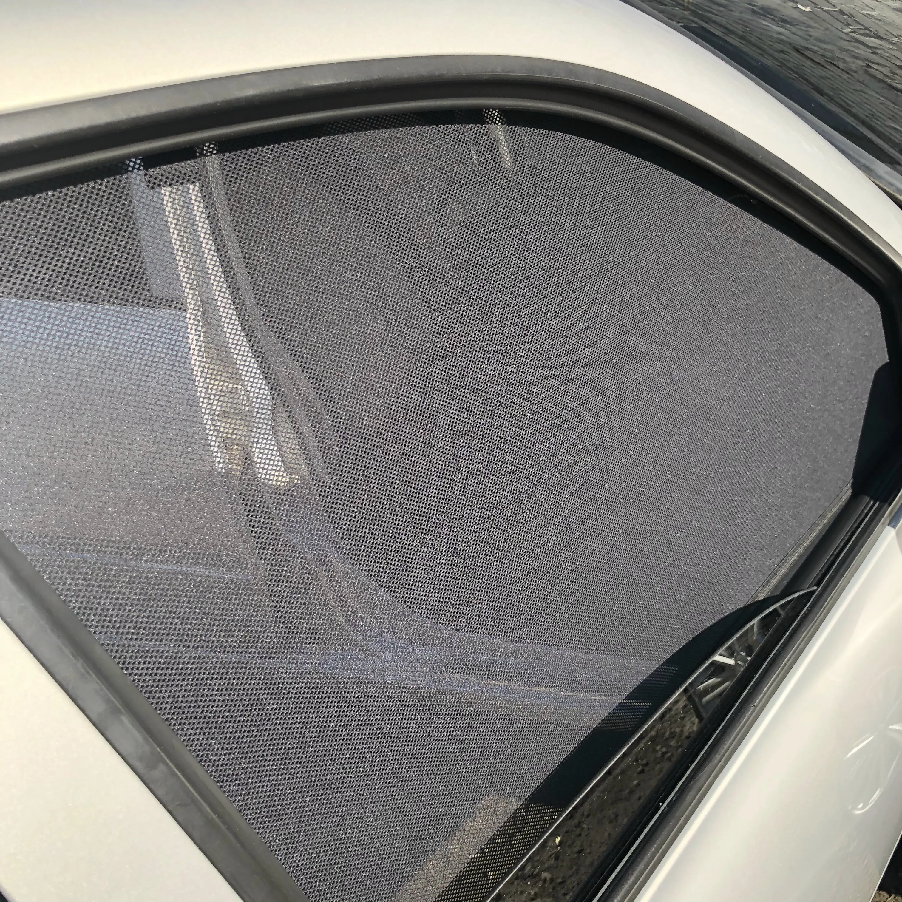 Фото КАРКАСНЫЕ ШТОРКИ НА CHERY KIMO A1 07-13 ЧЕРИ КИМО МАГНИТНЫЕ СЕТКИ НА ОКНА №3