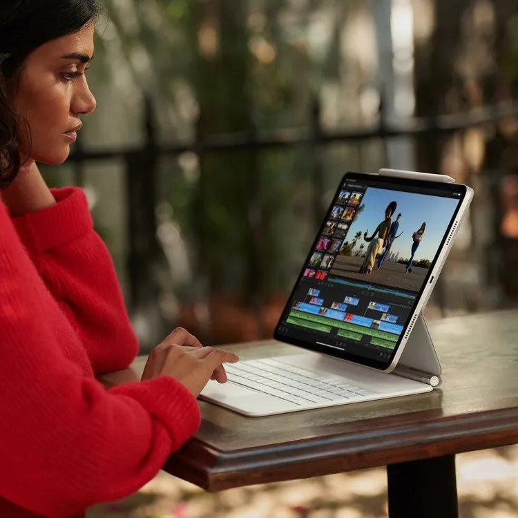 Фото Apple iPad Pro 5. Поколение Wi-Fi 2 ТБ 12,9