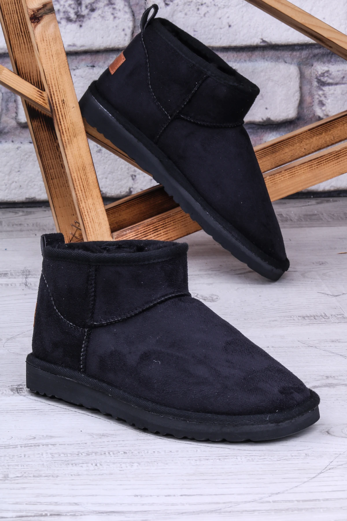 Фото (Пьер Карден) Зимняя бархатная обувь на запястье из нубука модели Ugg №3