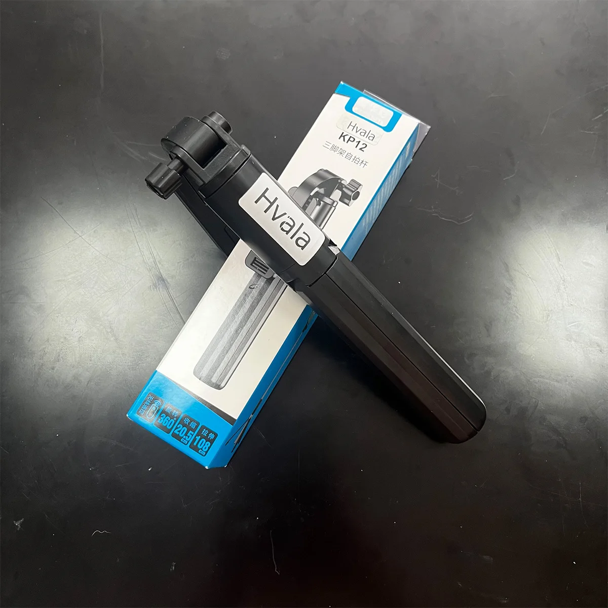 Фото lembut Phone Selfie Stick Выдвижной монопод с зажимом для смартфонов НЕ для камер Черный ABS EVA Белый ABS EVA Розовый ABS №3