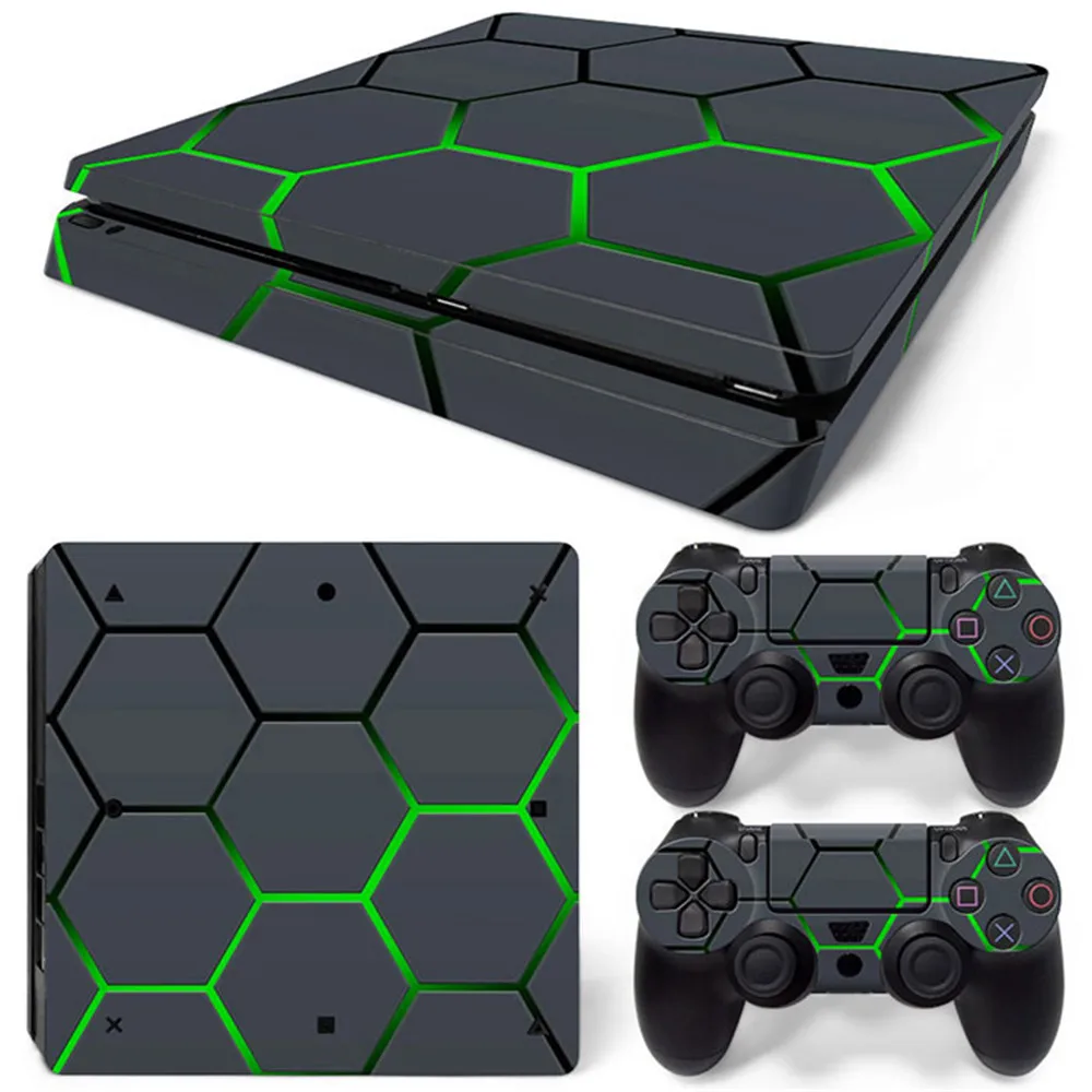 Лидер продаж, аксессуары для тонких консолей и контроллеров PS4