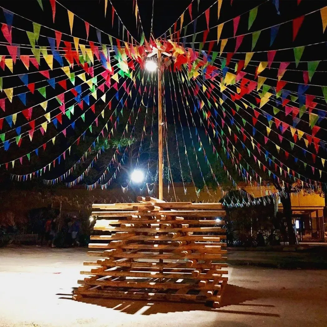 Фото Треугольная веревка с флагом, 150 флагов, 100 м, разноцветный баннер, флажки вечерние ринки, праздничного мероприятия, украшение для дома и сада №4