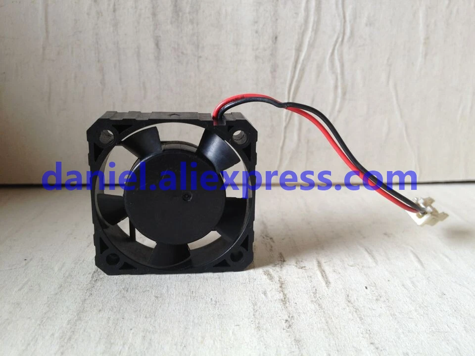 Оригинальный шариковый охлаждающий вентилятор UC FAN 4012 F412R-12MB-23 DC 12 В (art.: 3920cd15fd20e) - 3920cd15fd20e