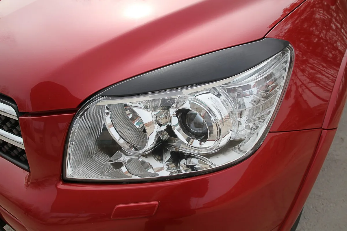 Реснички на фары Rav4 2006-2010