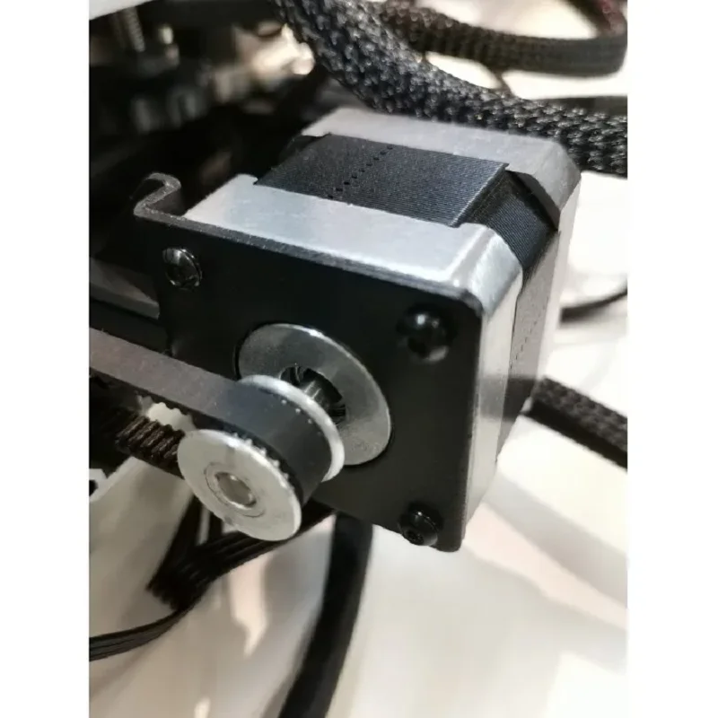Фото Geeetech шаговый двигатель (с шестерней) D42HS3420-18D, шаговый двигатель D42HS3420-24B22, для A10 A10M A10T A20 A20M A20T A30P A30M A30T №1