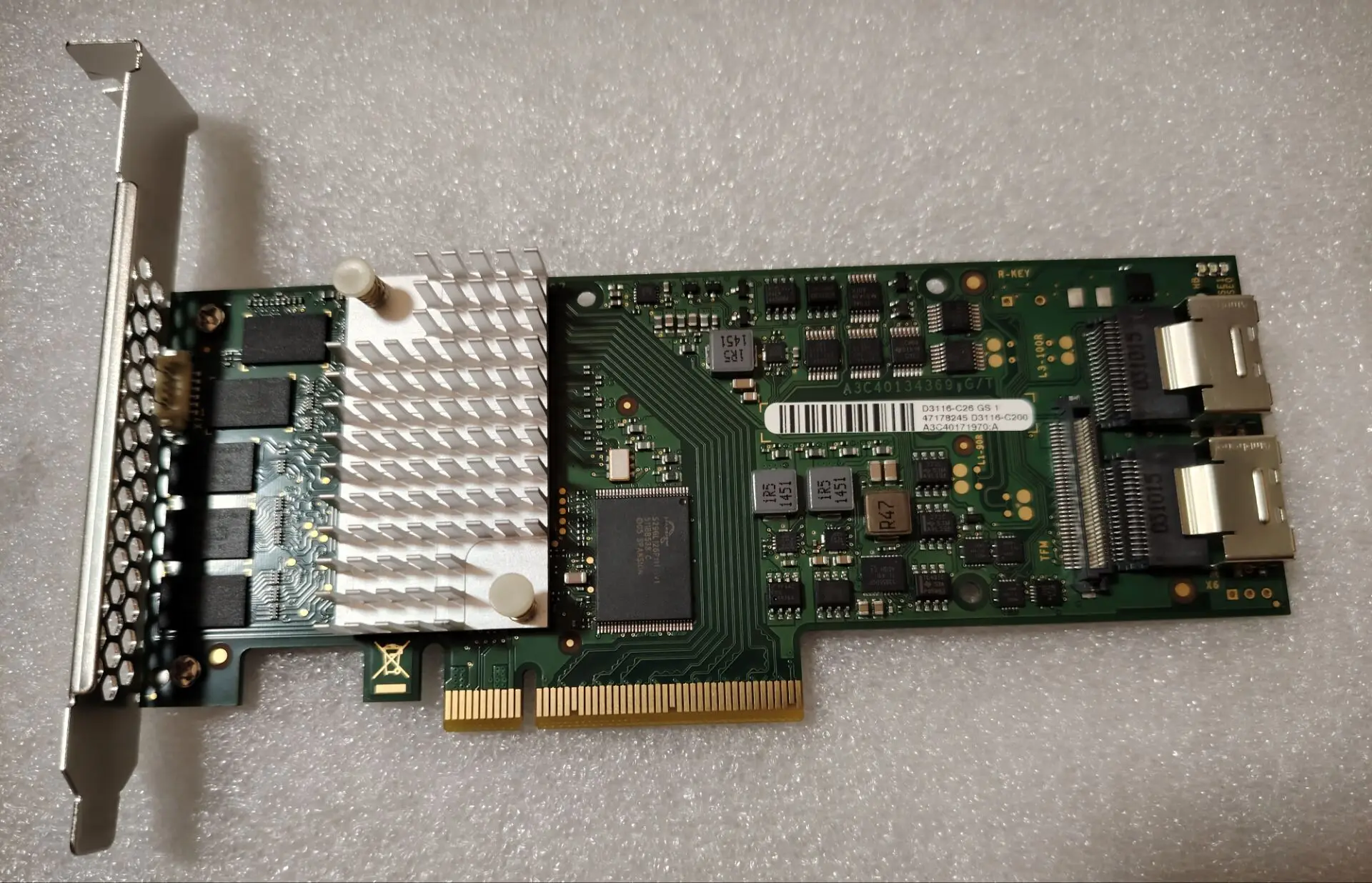RAID-карта для контроллера Fujitsu D3116 SAS 1G PCIE 2 6 Гбит/с SAS2208 = 9266-8I