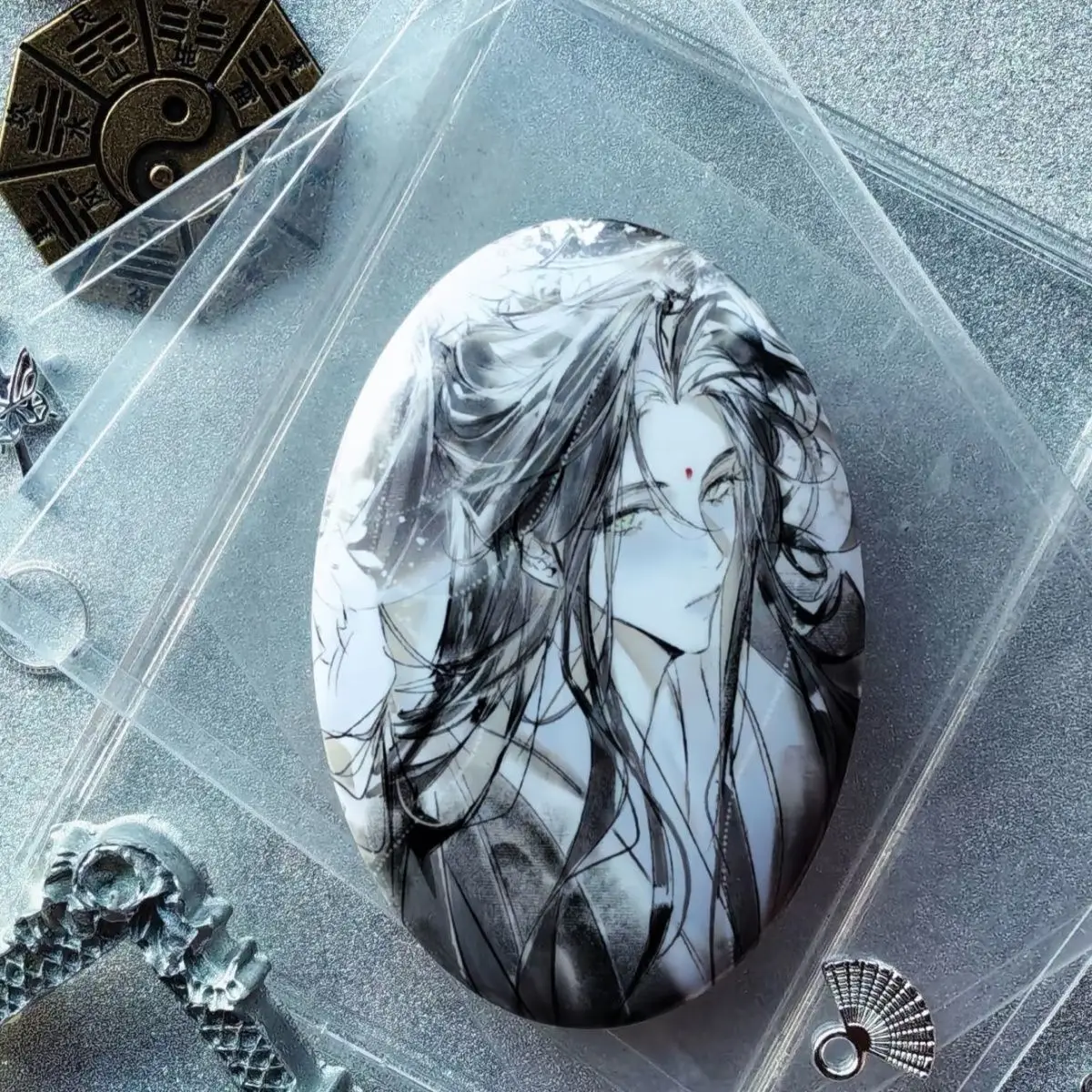 Ren Zha Fanpai, черно-белый эллипс Shen Qingqiu, брошь, милые булавки, сумка, аксессуары, коллекция аниме, милый орнамент, дисплей Аксессуары для косплея