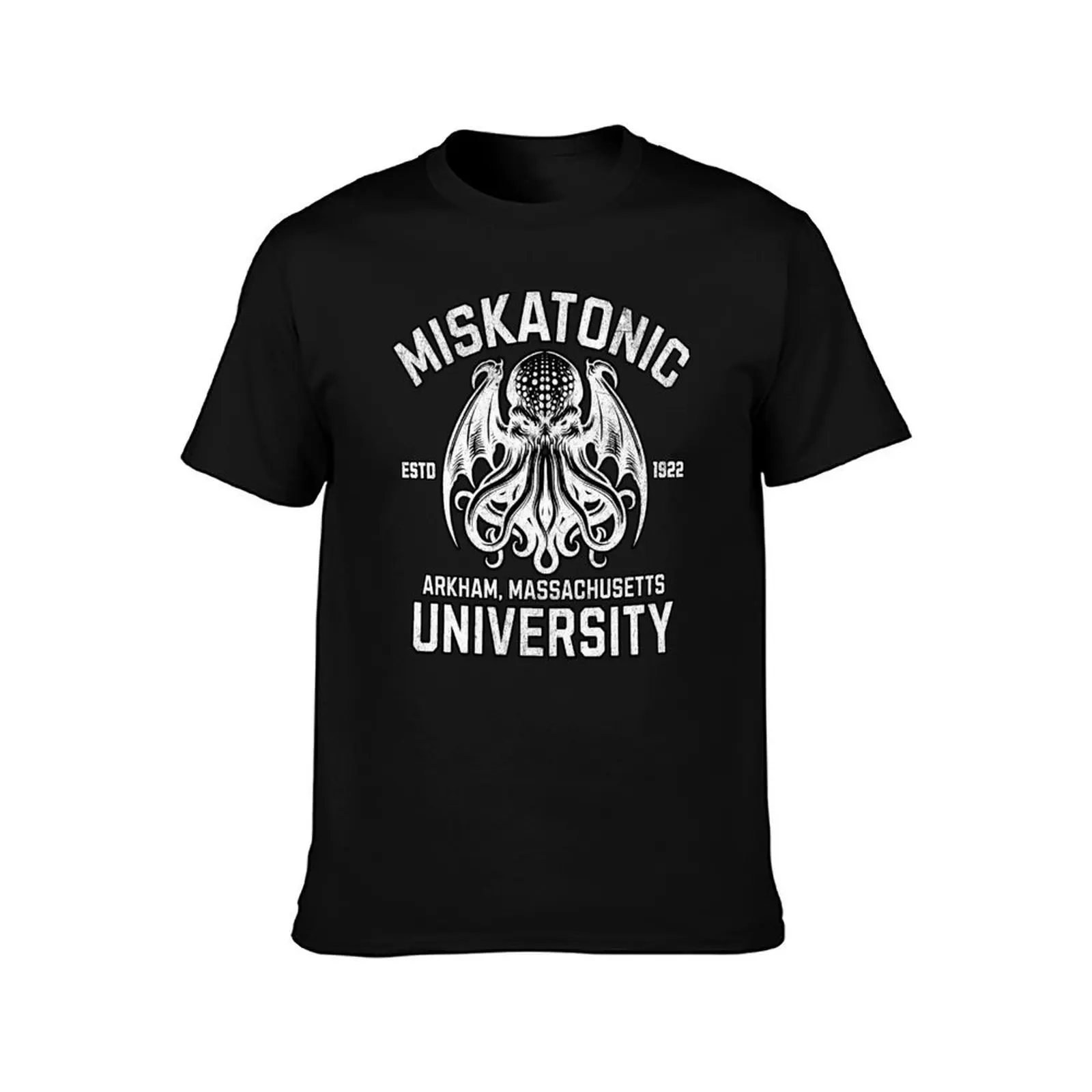 Фото Футболка MISKATONIC UNIVERSITY, дизайнерские рубашки, футболка в стиле аниме, одежда в стиле хиппи, мужская одежда больших размеров №2