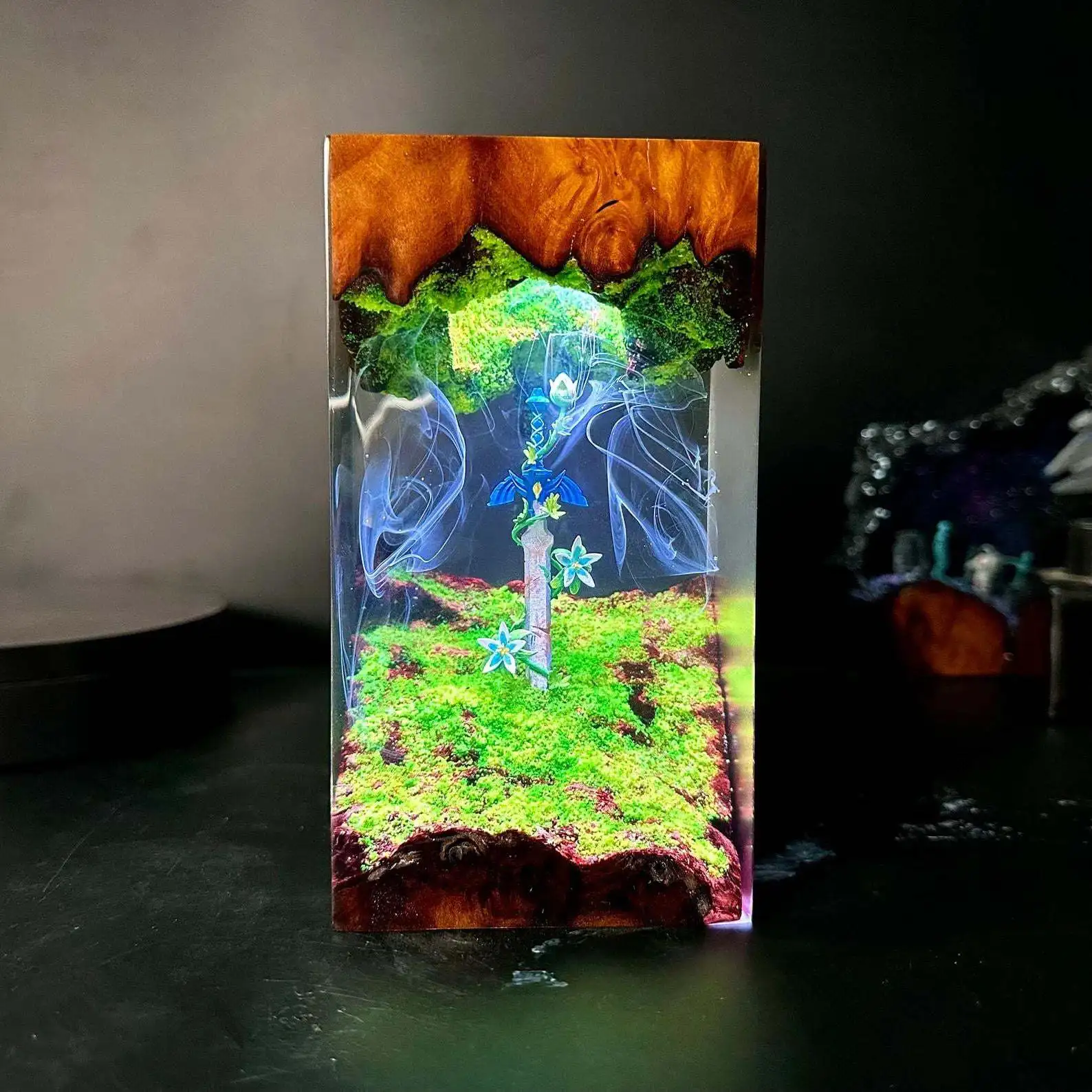 Master Sword, светильник из органической смолы, креативный художественный ночник, ремесленное украшение, легенда о Зельде, пейзажная настольная лампа, зарядка через USB Новинка освещения（новинка）