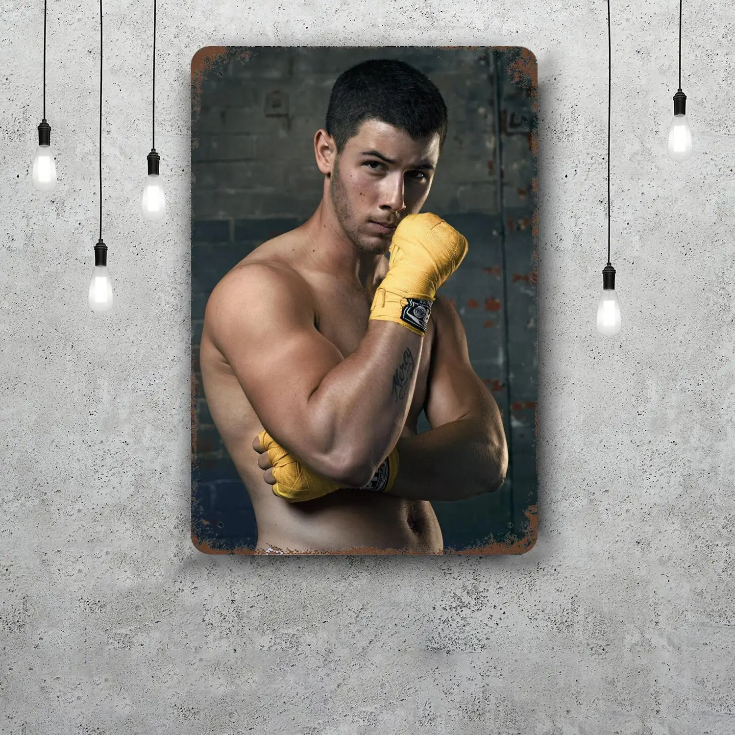 Фото Классический постер nick jonas, ржавая металлическая табличка, декоративная тарелка в стиле ретро, бар, человек, пещера, гаражный клуб, металлическая вывеска, украшение на стену №2
