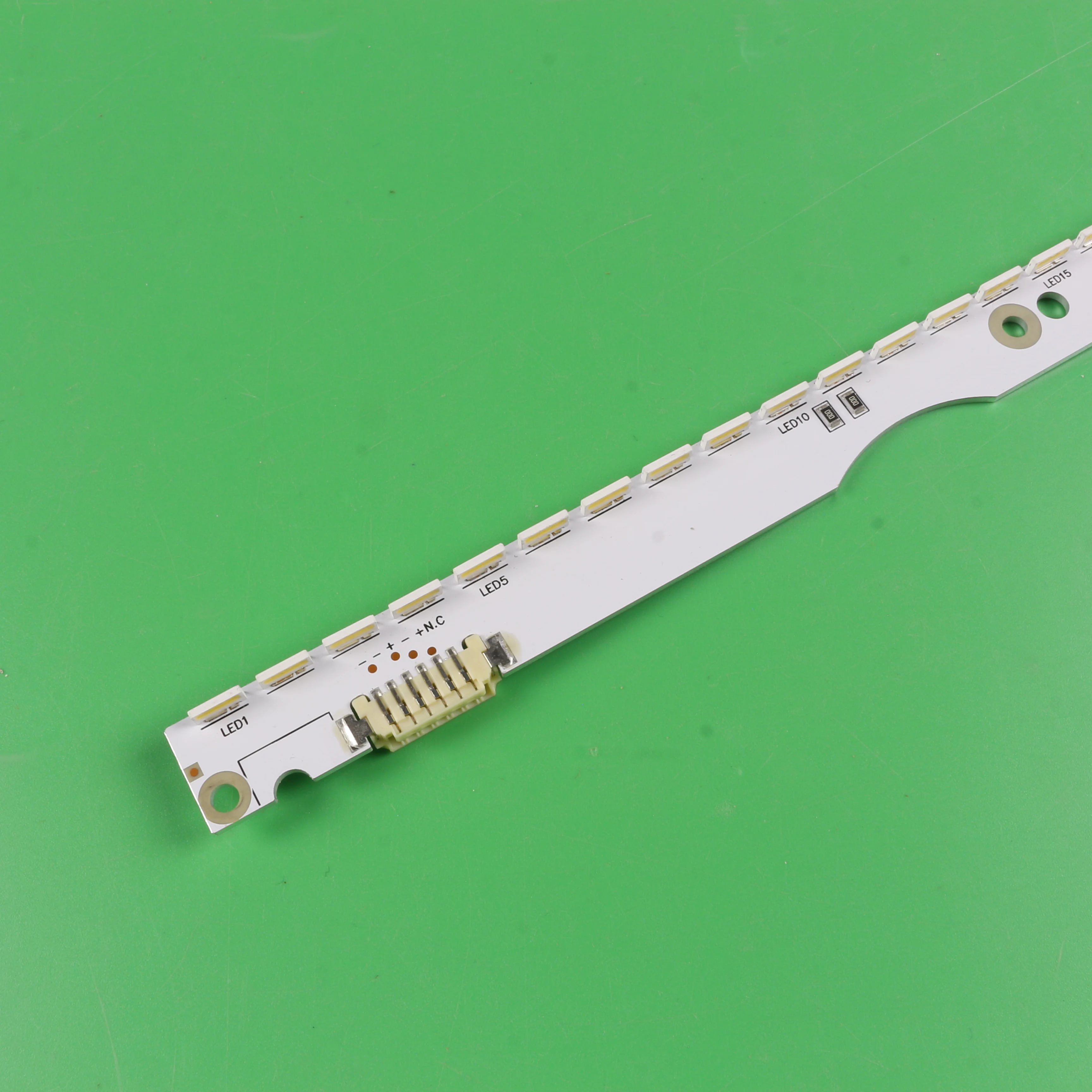 Светодиодная лента подсветки для 2012SVS32 7032NNB 44 2D REV1.0 BN96-21458A LE320BGA-B1 LTJ320HN08-L LTJ320HN08-J LE32OCSM-C1 UE32ES6200 (art.: 3920cdd2d409a) - 3920cdd2d409a