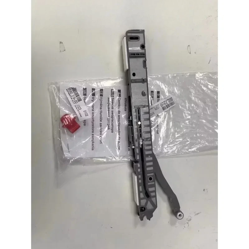 Петля дверцы холодильника Liebherr 8773/8496 Петля дверцы холодильника 9590216