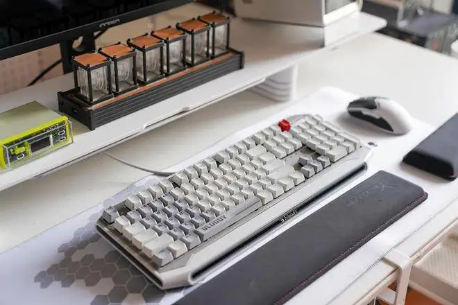 Клавиатура A4tech Проводная Механическая, игровая клавиатура с LK-светильником, с поддержкой LK Ray и Ghost B980, с холодной синей подсветкой