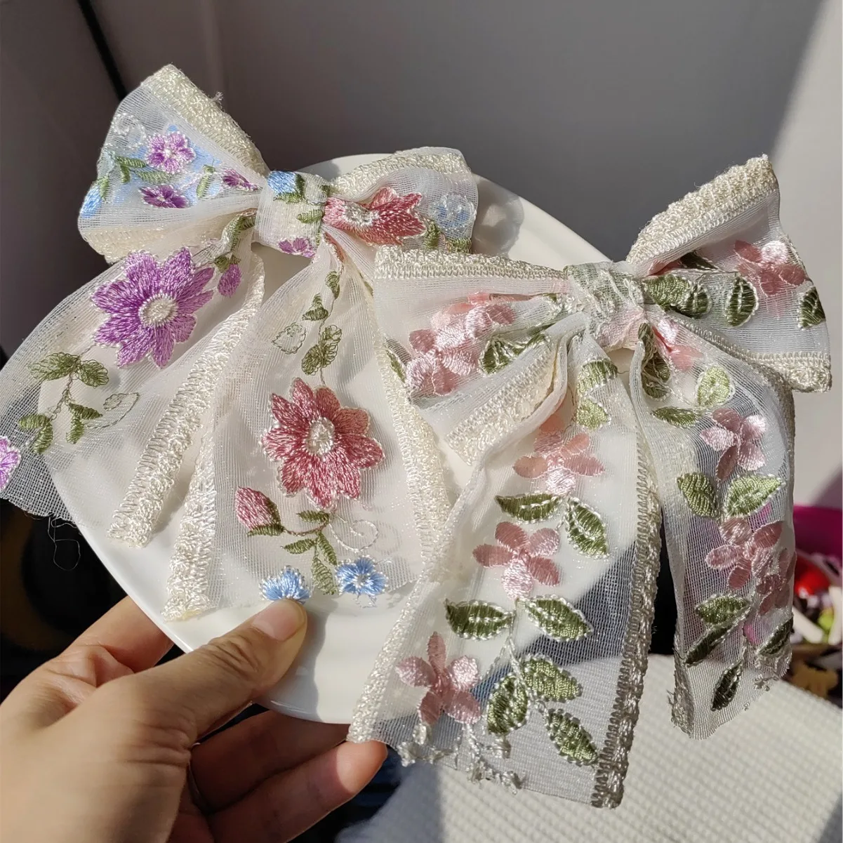 Весенняя заколка с большим бантом из корейской ткани, Женская кружевная заколка для волос с вышивкой, заколка для волос, праздничные подарки, женские заколки для волос, свадебные аксессуары для волос