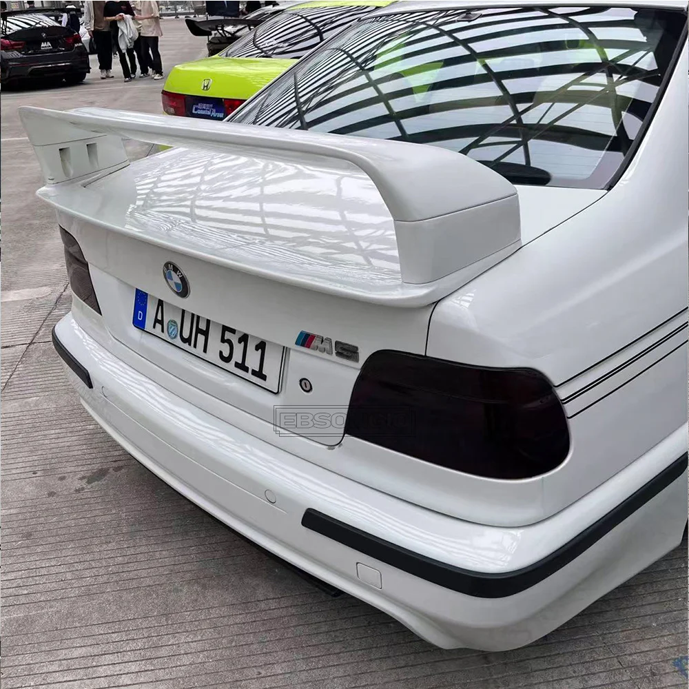 Фото Спойлер для BMW E39 M5 1997-2003 Спойлер серии BMW M5 с подсветкой Неокрашенный спойлер из АБС-пластика для BMW E39 M5 Спойлер №4