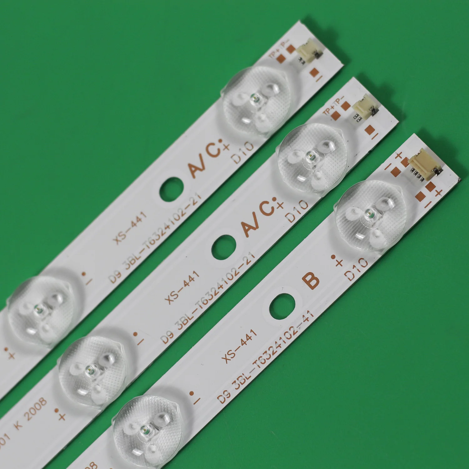 1510 комплектов светодиодной ленты для подсветки для LED-BA6HU32H Ergo LE32D3 Fusion FLTV-32T24 3BL-T6324102-006A 32E61HR LE82S16HM LE82S17HM (art.: 3920cfa30d1f5) - 3920cfa30d1f5