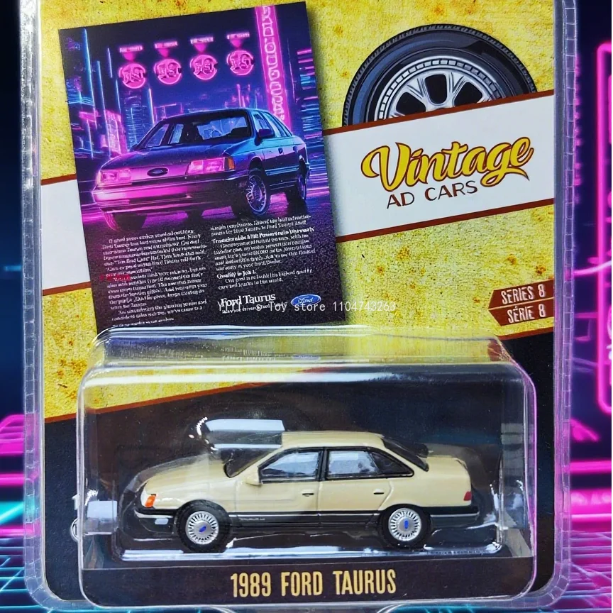 Зеленый свет 1:64 ретро-рекламный автомобиль 1989 Ford Taurus, модель автомобиля из сплава, высококачественный декоративный предмет, детская игрушка для автомобиля 27