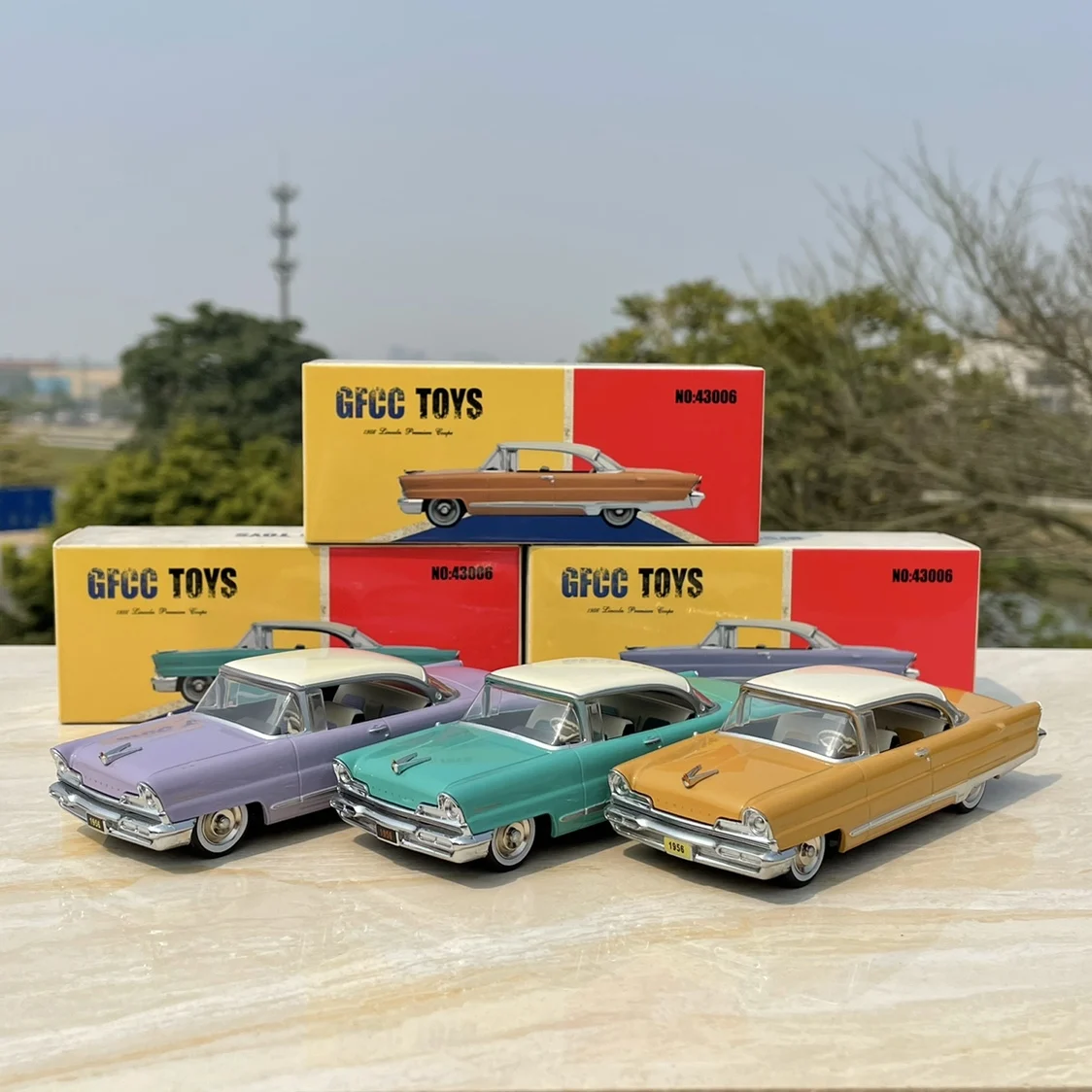 GFCC TOYS 1:43 Классическая модель автомобиля Lincoln из сплава