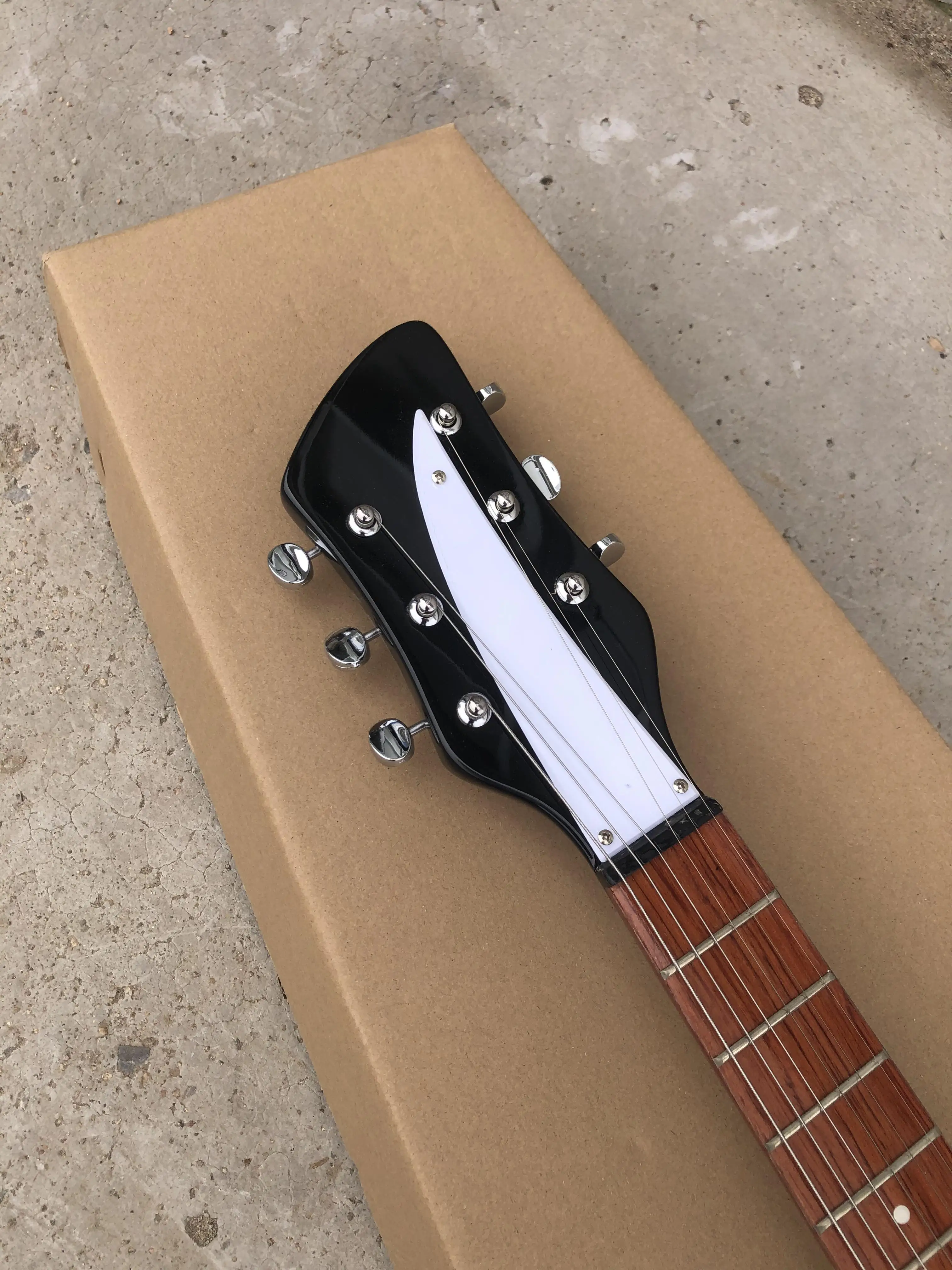 Фото Электрогитара Rickenbacker 325, системный мост Tremolos, белая накладка, накладка из 3 частей, высокое качество, горячие продажи №2