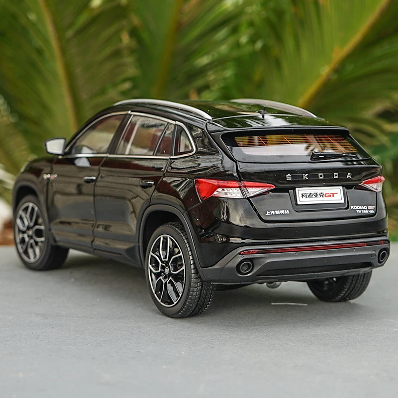 Литой под давлением масштаб 1:18 SKODA KODIAQ GT, модель автомобиля из сплава, коллекция сувениров, статические украшения для дисплея, подарок для автомобиля Играйте в транспортные средства и модели