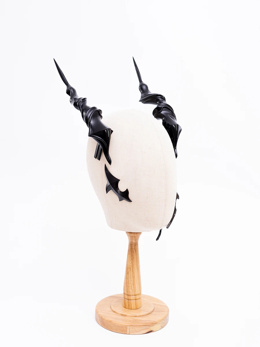 Qin Che Sylus Abyss Crimson Dragon Horn Головные уборы Опора Love And Deepspace Одежда Аксессуары Cos Косплей