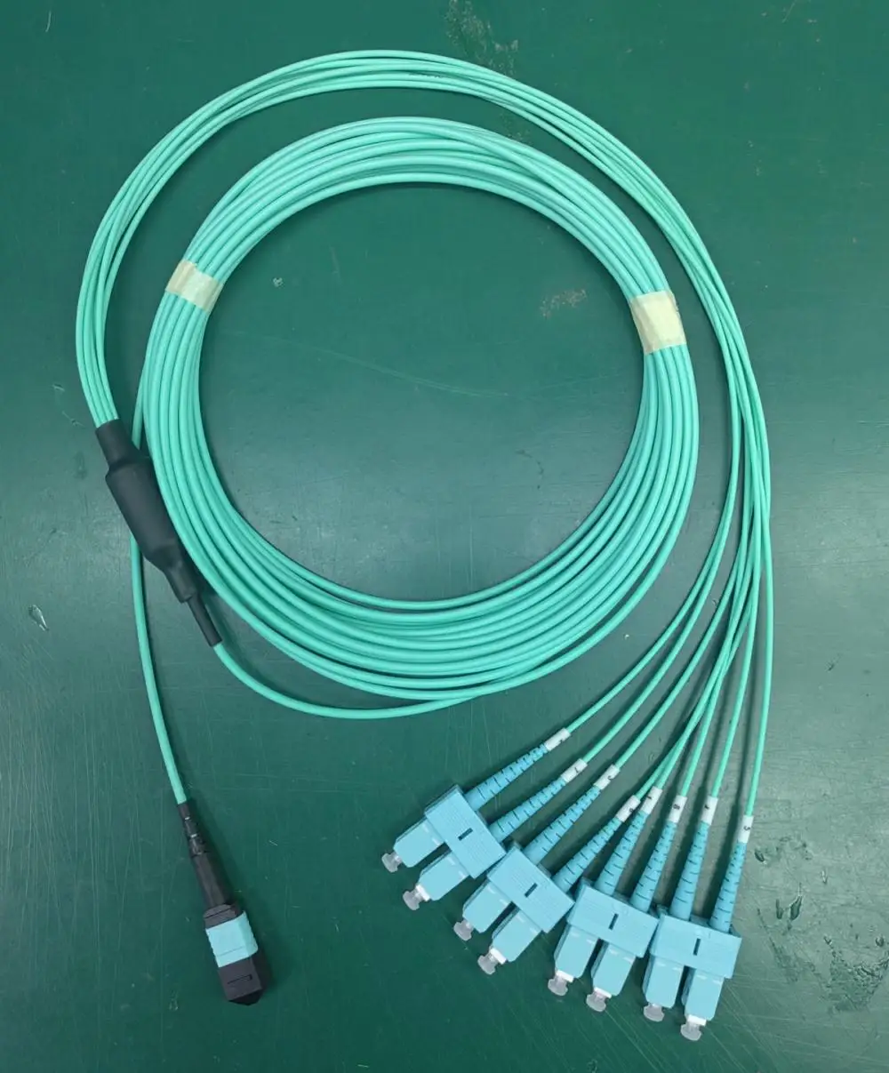 Патч-корд MPO для 4xSCUPC OM3, многомодовый, 8-волоконный, 1 м..~7 м, оптоволоконный кабель MPO-мама типа B, MMF 3,0 мм, дуплексное волокно Aqua LSZH (art.: 3920cb7b1c9d0) - 3920cb7b1c9d0