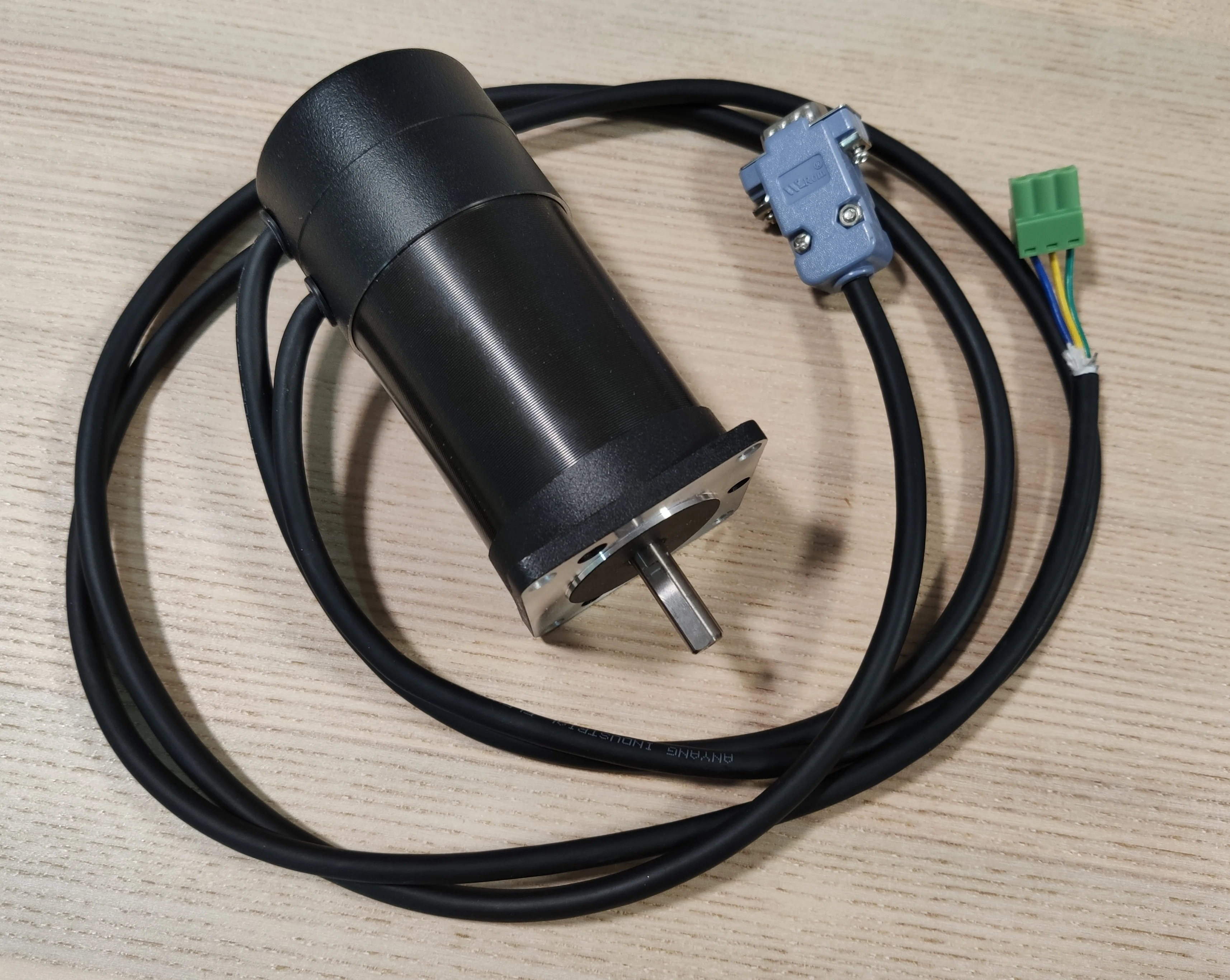 Фото STM32F103, BLDC, PMSM, макетная плата серводвигателя, кодировщик, векторное управление, FOC №4