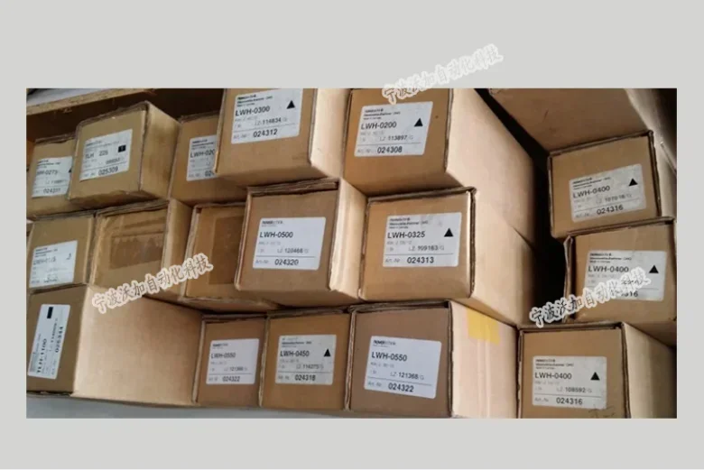 Panger큐 NOVOtechnik Elektronik Penguasa Haiti Mesin Cetak Injeksi Elektronik Penguasa Tahan Penguasa Sensor Perpezione (art.: 3920ca5edc973) - 3920ca5edc973