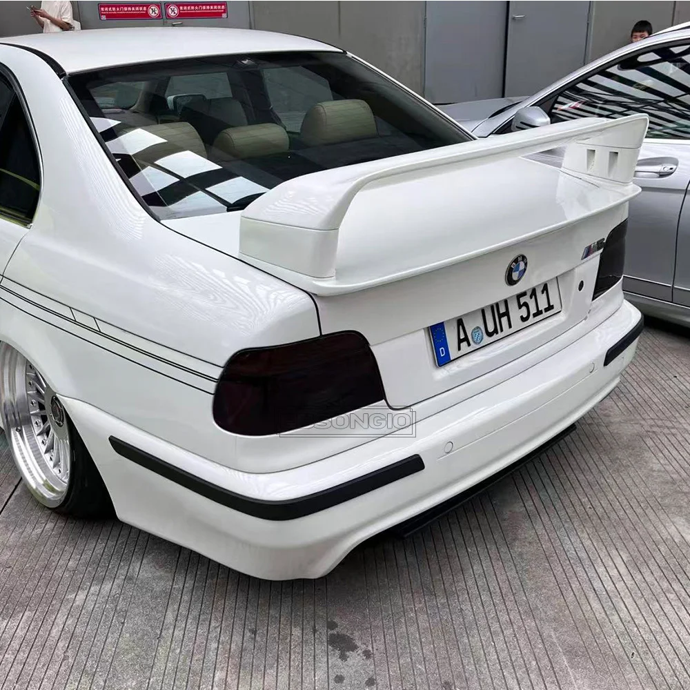 Фото Спойлер для BMW E39 M5 1997-2003 Спойлер серии BMW M5 с подсветкой Неокрашенный спойлер из АБС-пластика для BMW E39 M5 Спойлер №3