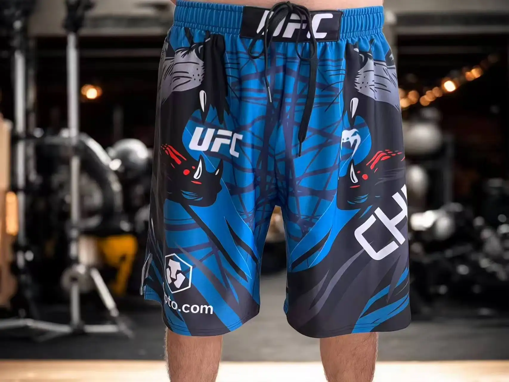 Фото Мужские боевые шорты VENUM Venom UFC Joint Edition, дышащие эластичные дышащие шорты для ног №5