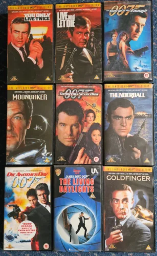 1p,9 Bond Films VHS Видеокассеты Все в отличном состоянии Шон Коннер и т. д. Оловянная вывеска
