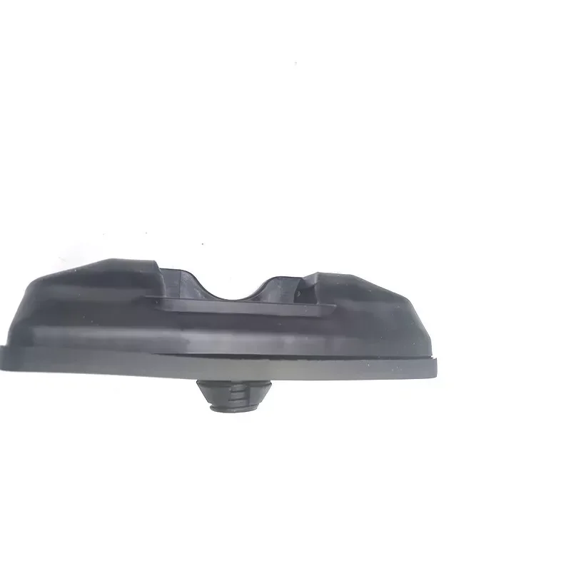Фото A0009986750 0009986750 1 шт. новая накладка на автомобильный разъем для Mercedes Benz S204 W204 C218 W212 A207 C207 212, опорная Накладка для подъема №2