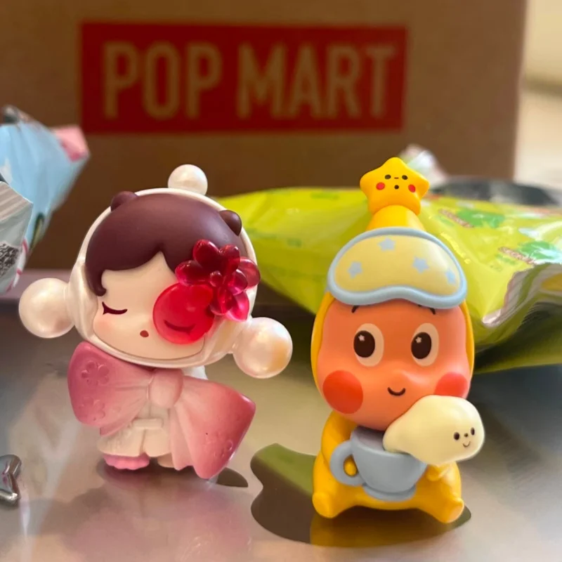 Фото Подлинная мини-слепая коробка POPMART POPBEAN для прогулок со мной серии, милая кукла, модная игрушка, украшение для рабочего стола, кавайный подарок для девочки №2
