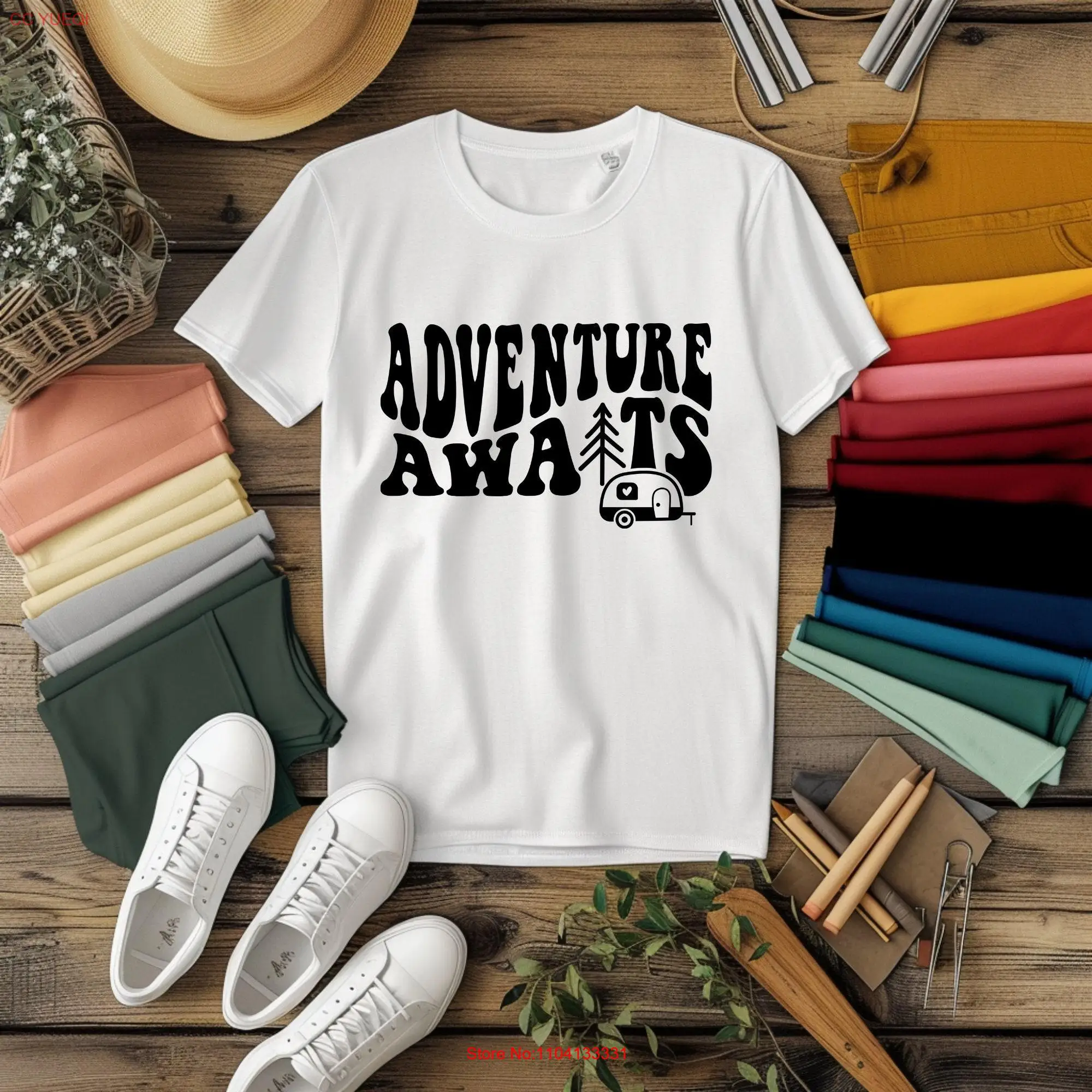 Футболка Adventure Awaits Explore More Holiday Friends Vacay Mode Girl Trip Journey Travel с длинными или короткими рукавами