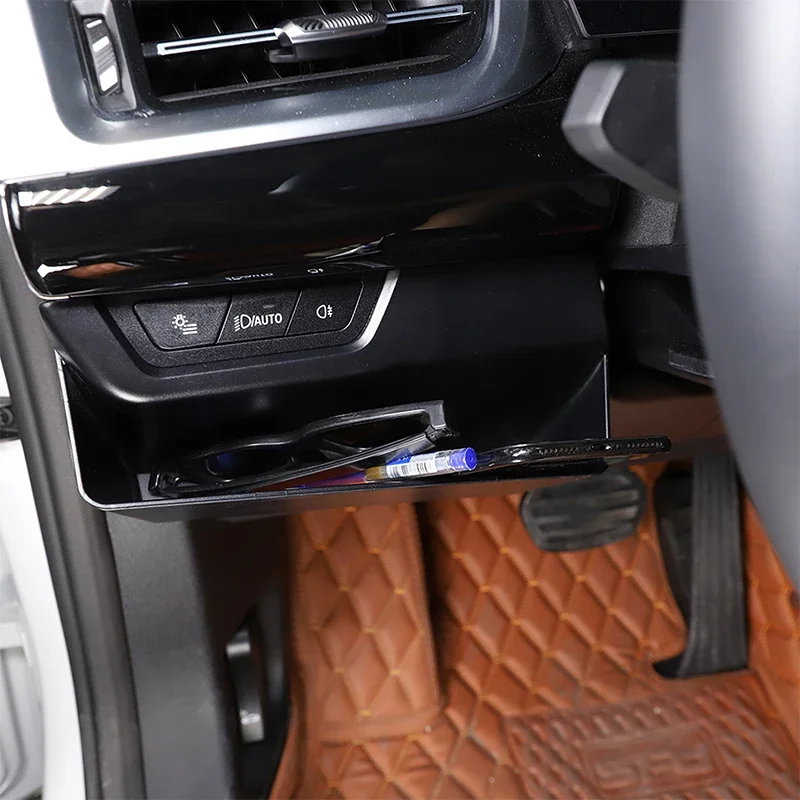 Фото Для BMW X1 U11 2023-2024 ABS автомобильный футляр для хранения на левом колене №5