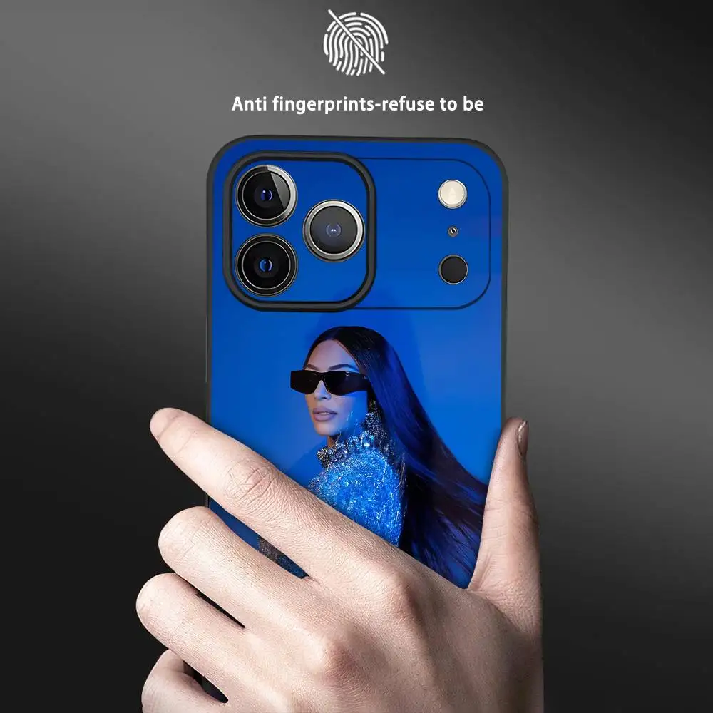 Чехол для телефона Actor K-Kim K-Kardashian для iPhone 17, 16, 15, 14, 13, Pro Max Plus, мини-черный матовый мягкий чехол Funda (art.: 3920d214bdac0) - 3920d214bdac0
