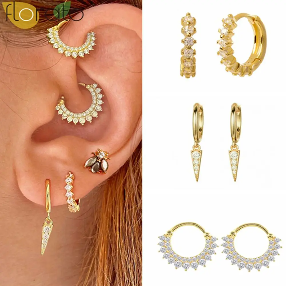 Серьги-кольца женские из серебра 925 пробы с белым цирконом