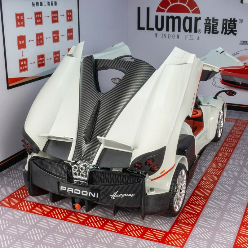 Фото 1:18 Huayra Sinosaurus, большая масштабная модель из сплава, супер автомобиль, литой под давлением металлический автомобиль, коллекция звуков и света, детская игрушка в подарок №4