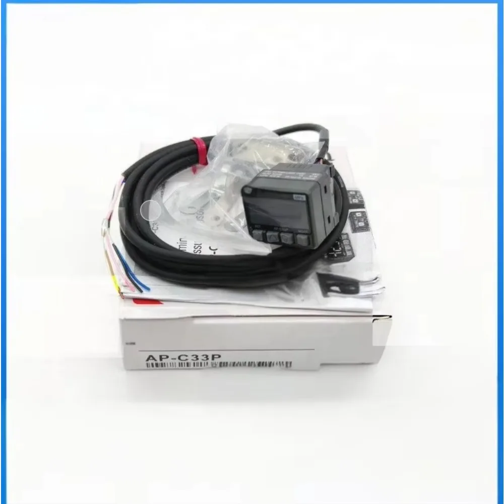 Совершенно новый оригинальный промышленный датчик цвета LR-W500 LR-W500C