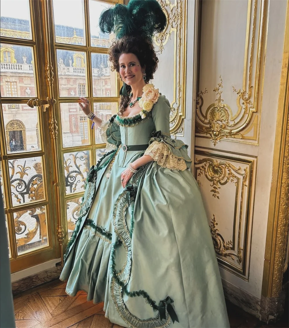 Фото Халат 18-го века A La Francaise Платье в стиле рококо Викторианский костюм королевы Марии-Антуанетты Платье герцогини Бальное платье Versailles №2