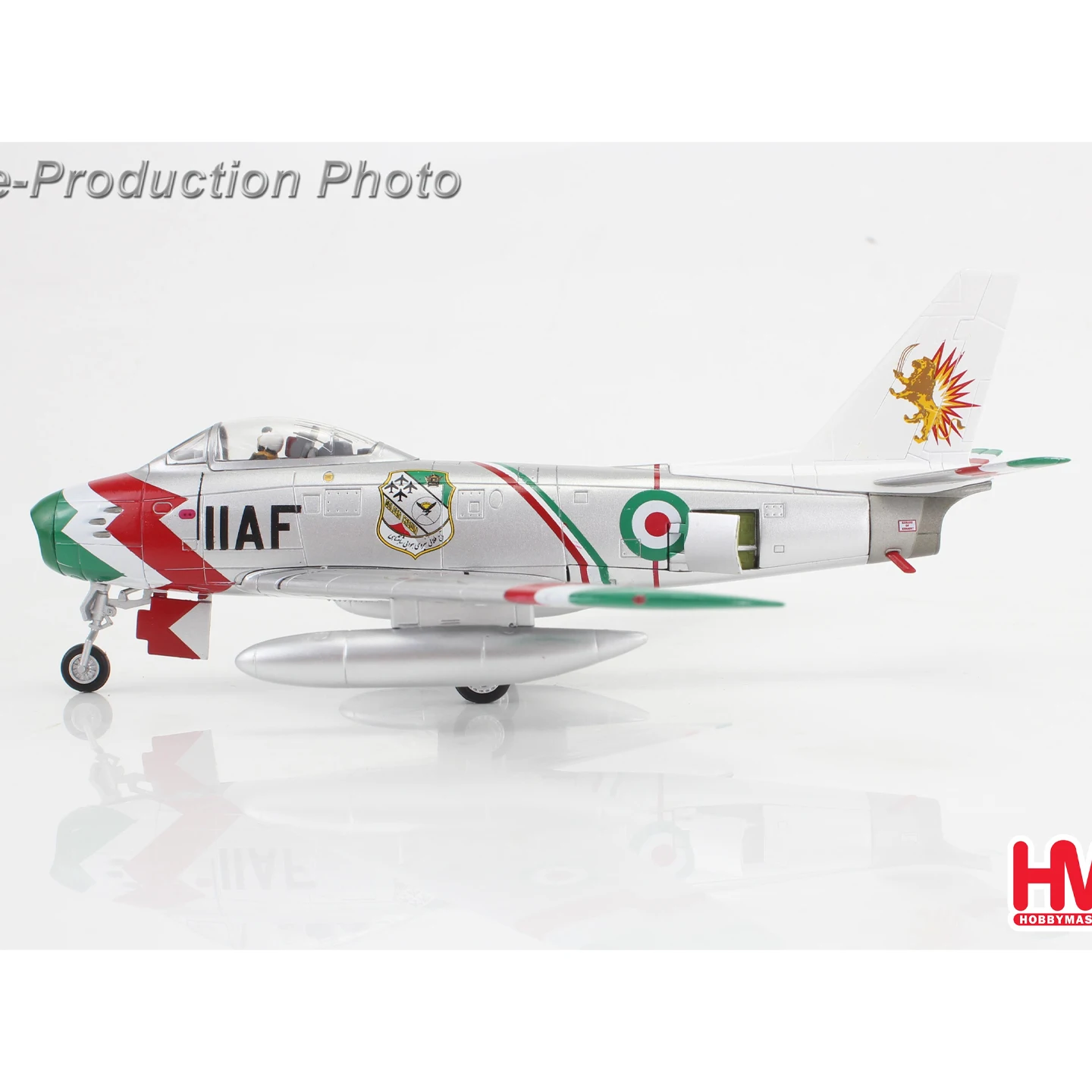 Серпень HA4329 F-86F Императорские иранские ВВС Major Nader Jahanbani, IIAF, 1961 г.в.