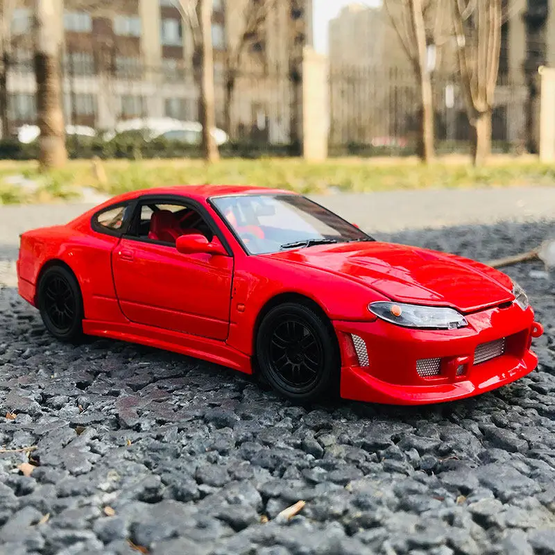 Фото WELLY 1:24 Nissan Silvia S15 автомобиль из сплава, литье под давлением и игрушечный транспорт, модель автомобиля, миниатюрная масштабная модель автомобиля, игрушка для детей №4