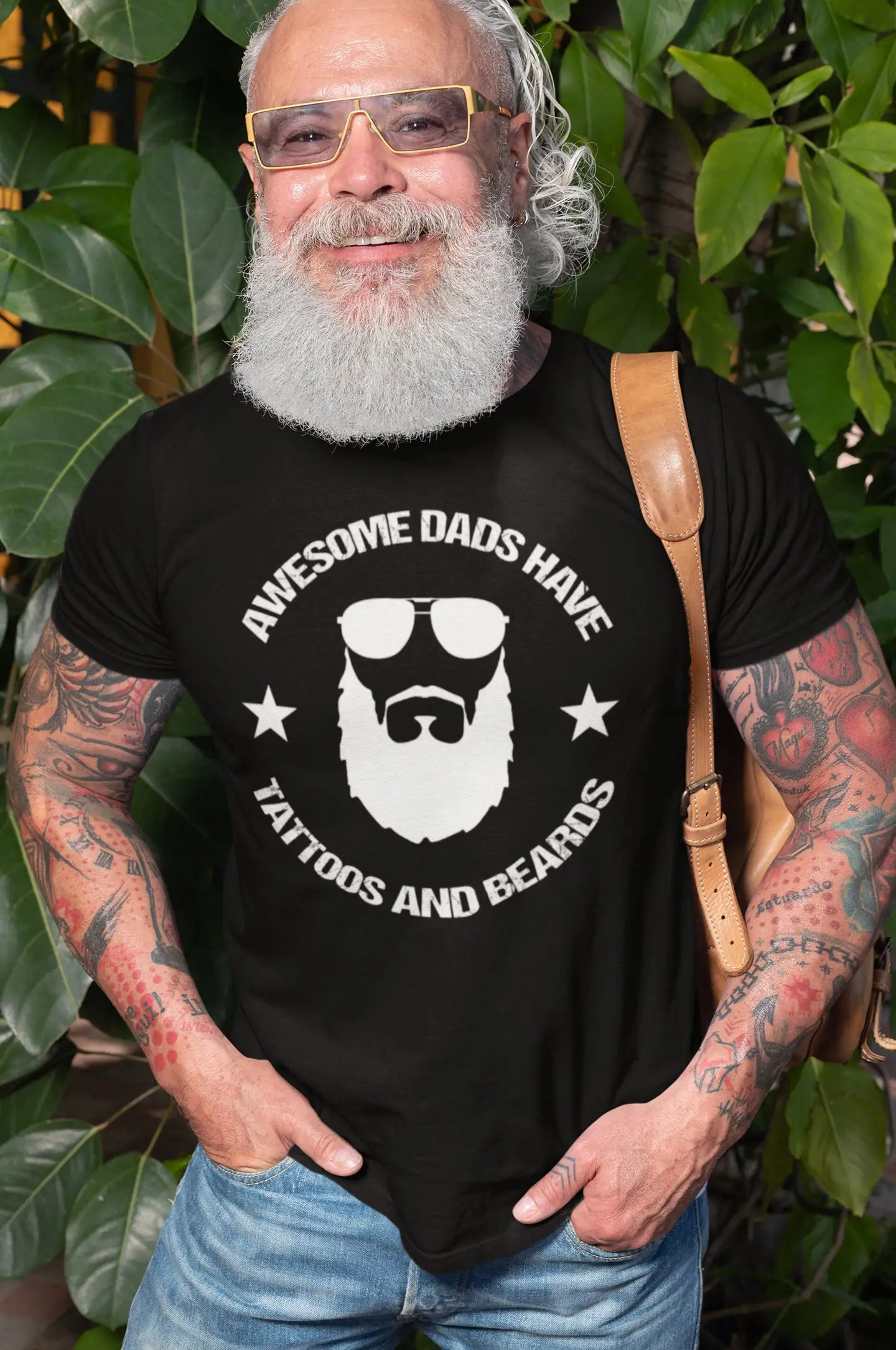 Футболка Awesome Dads Have Tattoos And Beards с одеждой для татуировки бороды