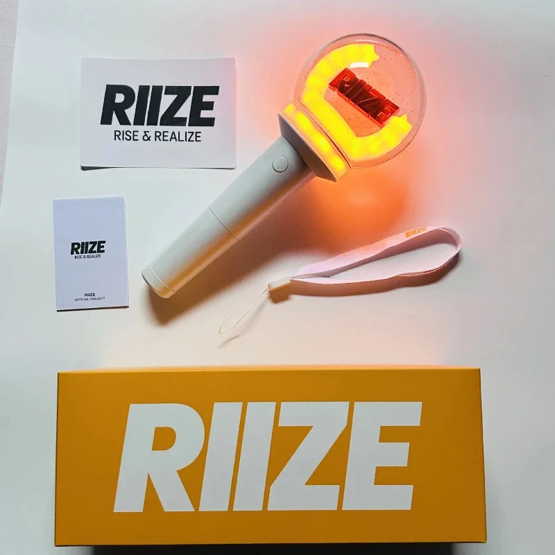 KPOP Riized Lightstick Stand Concert с акриловым брелком Lightstick Decoration Party Flash Fan Gift
