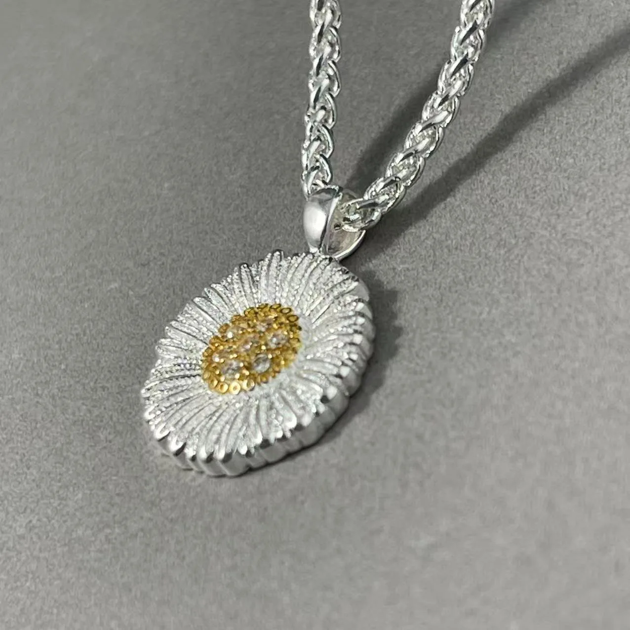 Фото Nuevo ошейник маргаритас pequeñas de estilo fresco y simple micro Circonita con incrustaciones de collar популярный para mujer №3