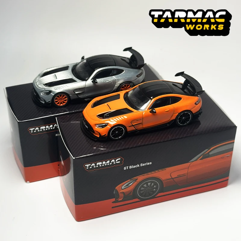 Модель автомобиля из сплава Tarmac Works 1:64 TW GT Black Series Orange Chase