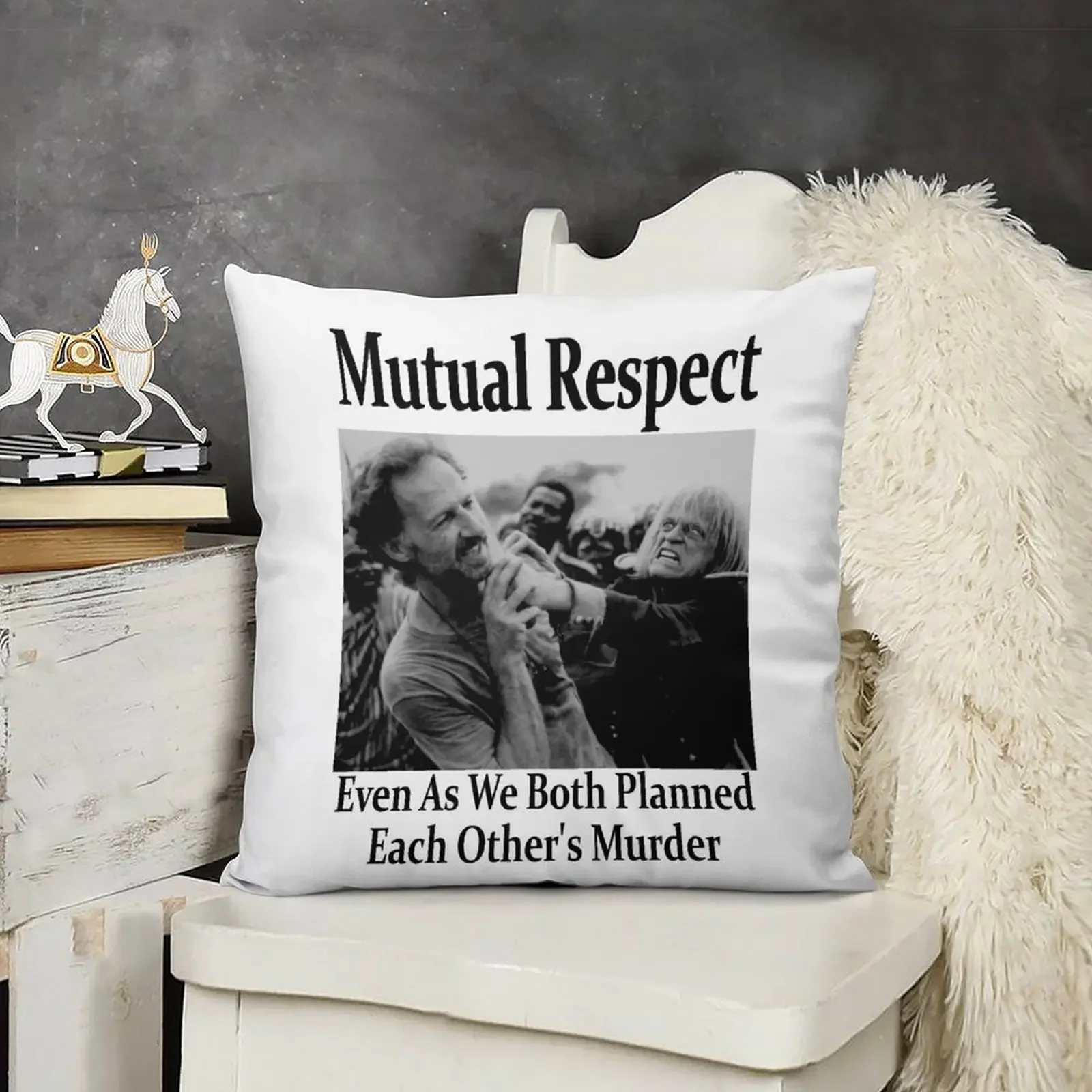 Декоративная подушка Werner Herzog and Klaus Kinski's Mutual Respect, рождественская наволочка, рождественские принадлежности, подушка