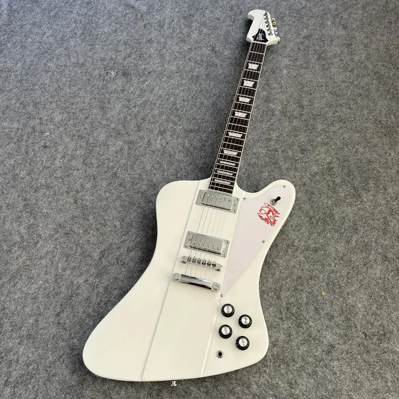 6-струнная электрогитара Firebird, корпус ксилофона с сердечком персикового цвета, быстрая доставка Aww (art.: 3920cba6d5173) - 3920cba6d5173