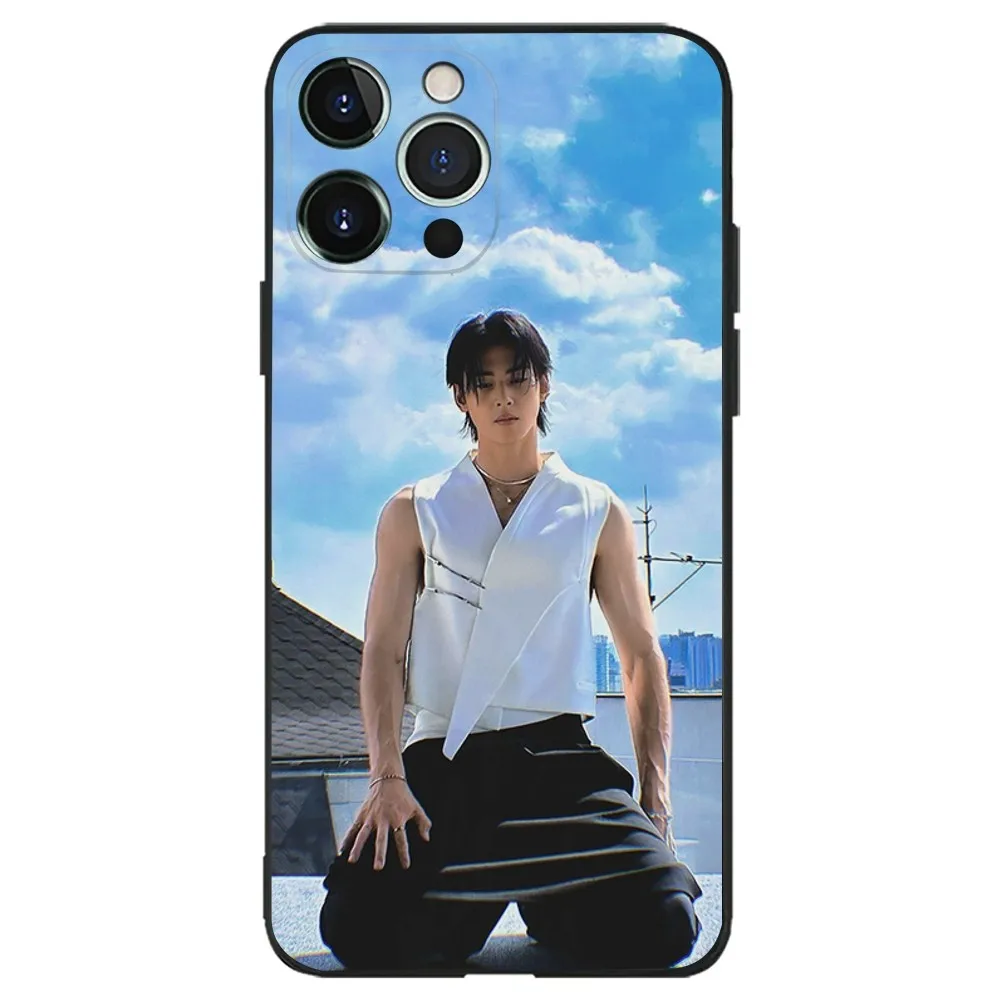 Фото C-Cha Eun Woo корейский актер чехол для телефона Apple iPhone, 13, 14,13,12,11,XS,XR,X,8,7,Pro,Max,Plus, мини Силиконовый Чехол черный №5
