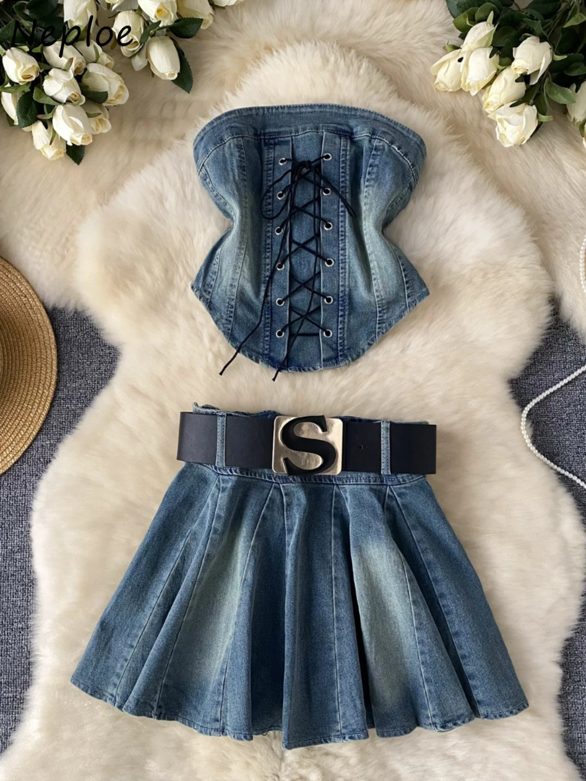 Neploe High Street Sweet Spice Girl Костюм на шнуровке без бретелек с тонкой талией и плиссированным поясом Джинсовый Faldas Нерегулярный Moda Винтажный комплект Юбка